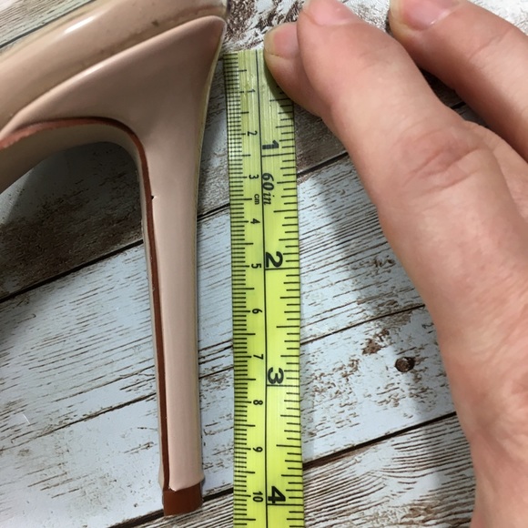 Steve Madden Vegas Clear/Nude  Pumps Size 7.5 - Picture 13 of 13